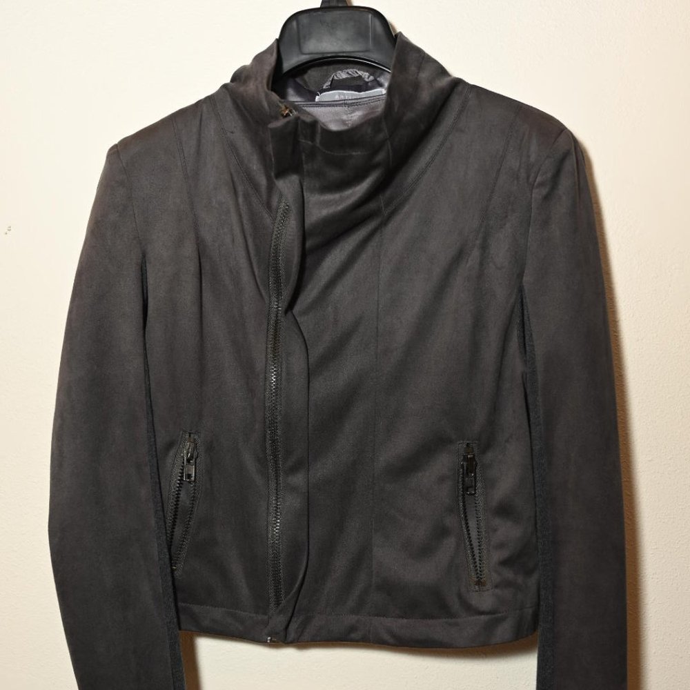 Article Women's suede jacket in grey